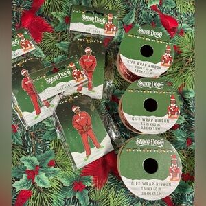 Snoop Dogg NEW Holiday Gift Wrap Ribbon Set - Red and Green and Name Tag Labels